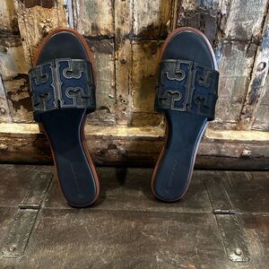 Tory Burch EUC sz 10 Navy Malachite Slide